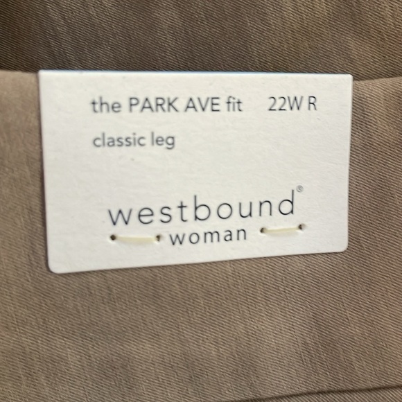 NWT Westbound Woman khaki pants. “The PARK AVE fit” classic leg, size 22WR - Picture 3 of 11